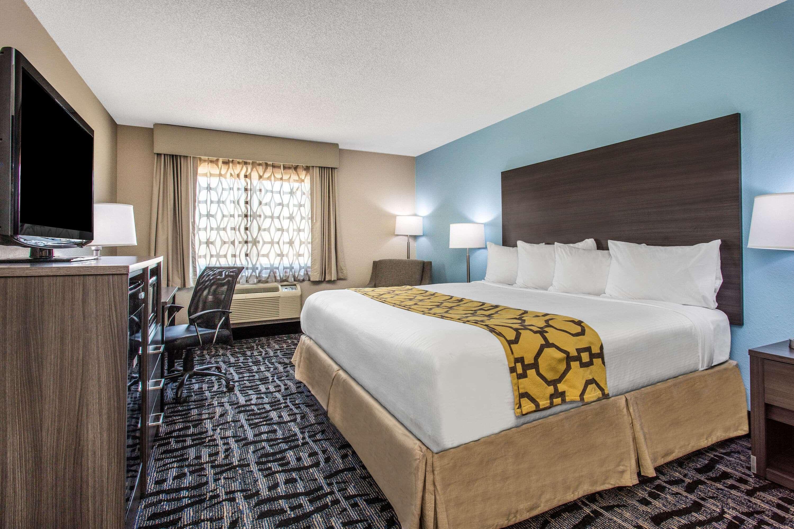 Baymont By Wyndham Joliet Hotel Eksteriør billede