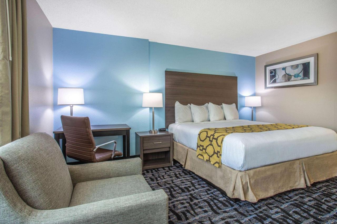 Baymont By Wyndham Joliet Hotel Eksteriør billede