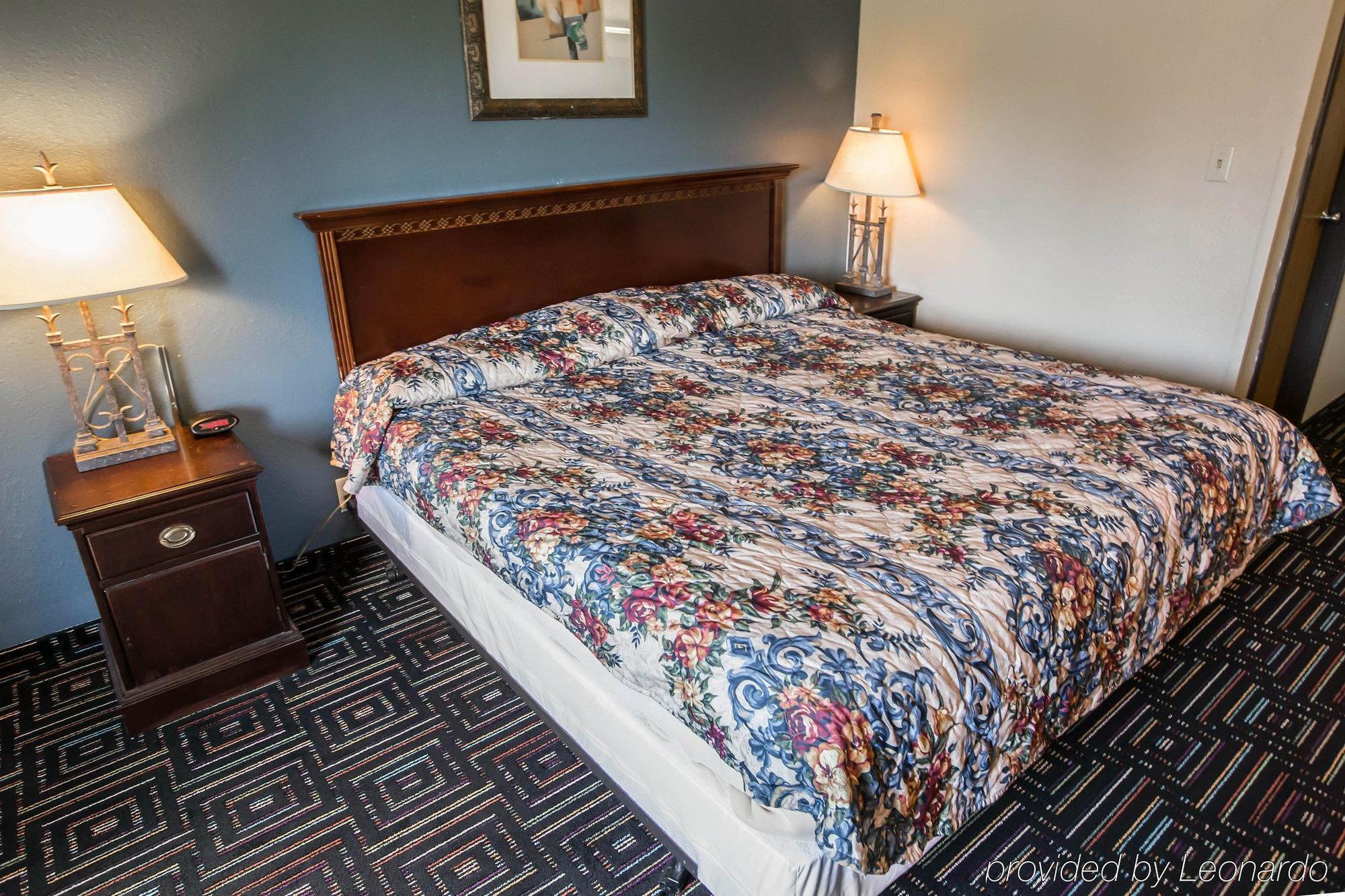 Baymont By Wyndham Joliet Hotel Eksteriør billede