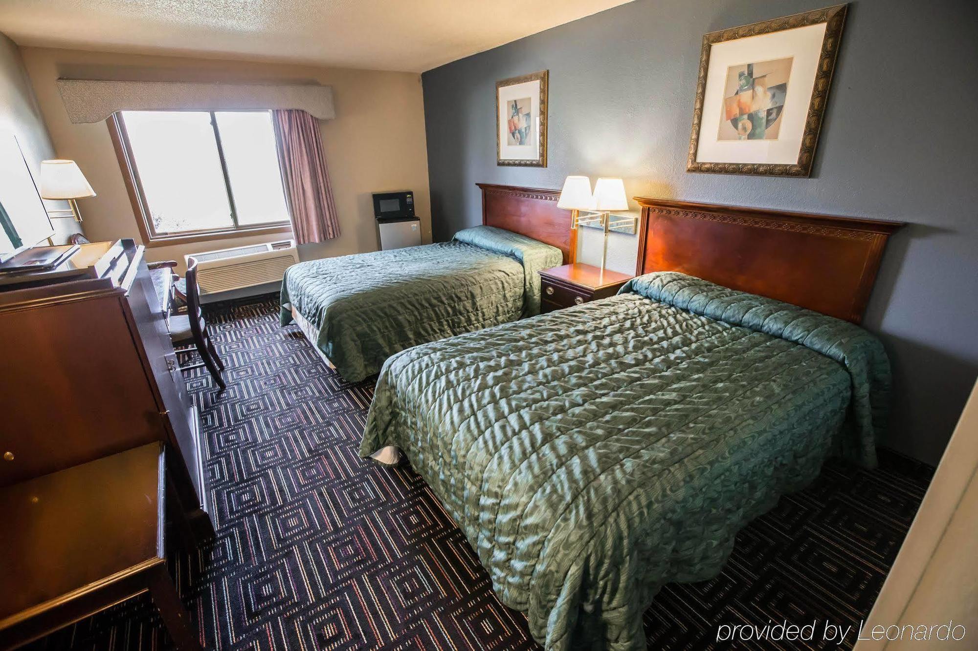 Baymont By Wyndham Joliet Hotel Eksteriør billede