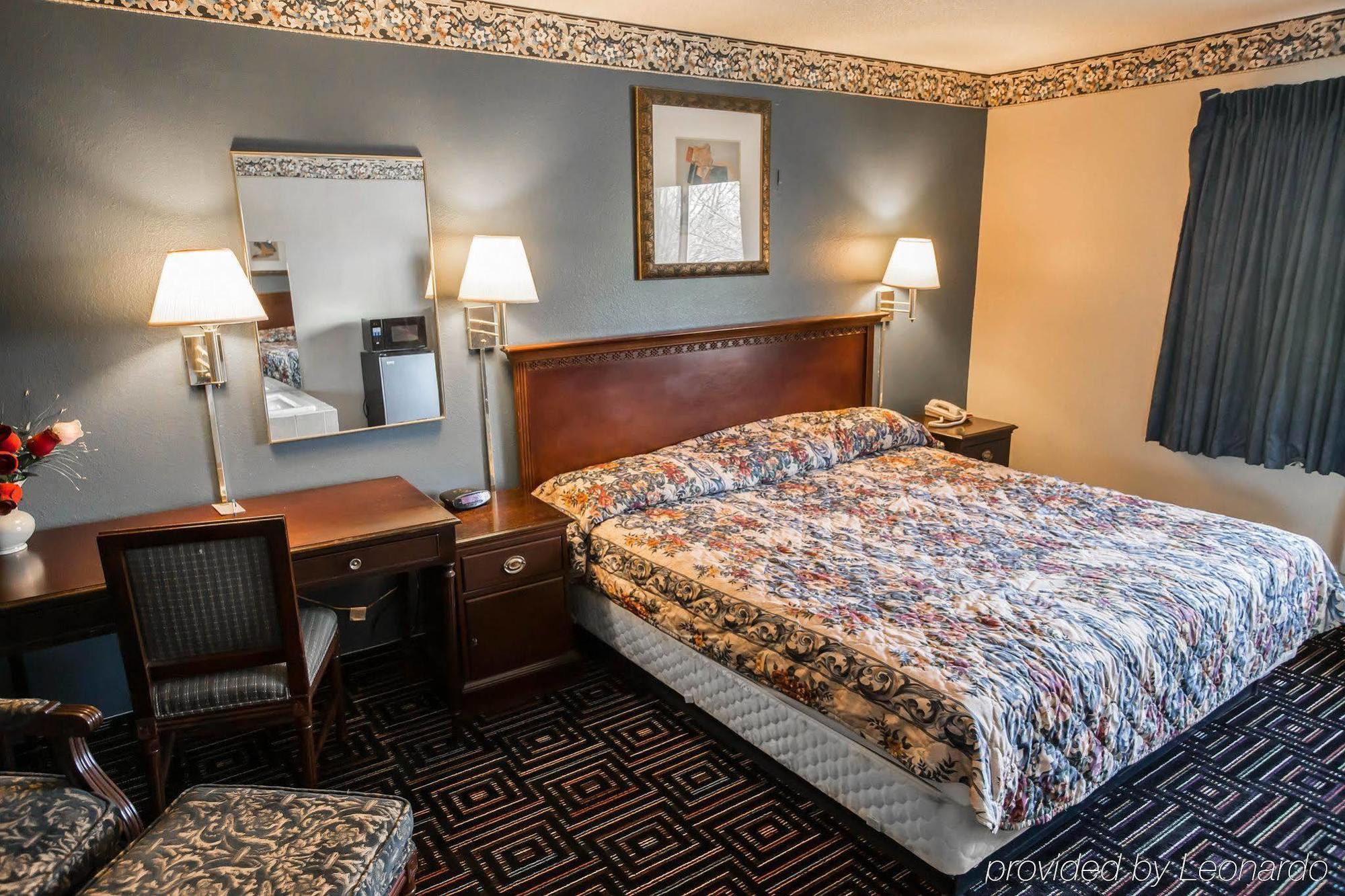 Baymont By Wyndham Joliet Hotel Eksteriør billede